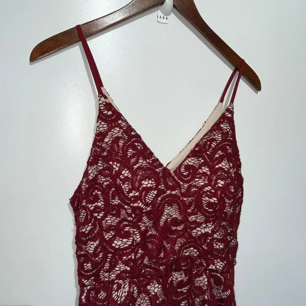 My Michelle Women's Maroon Lace‎ Overlay Sleeveless Mini Dress Size 7 NWT